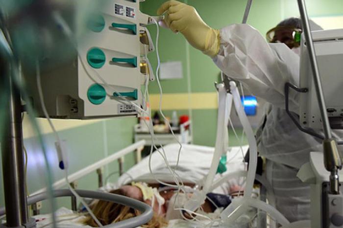 Невролог объяснил головные боли у переболевших COVID-19