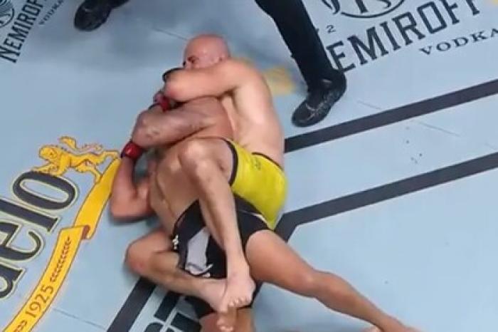 Появилось видео главного боя турнира UFC в Лас-Вегасе