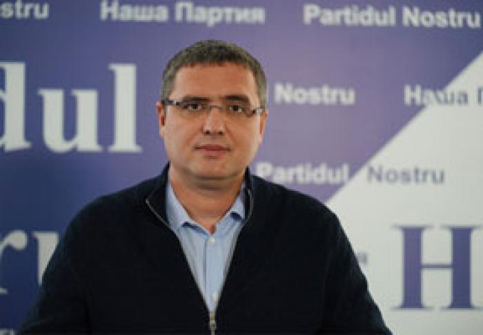 ПРЕДСЕДАТЕЛЬ "НАШЕЙ ПАРТИИ" РЕНАТО УСАТЫЙ ПРИЗВАЛ ВО ВТОРОМ ТУРЕ ВЫБОРОВ ГОЛОСОВАТЬ ПРОТИВ ИГОРЯ ДОДОНА, ЗА ПЕРМЕНЫ И НОВУЮ МОЛДОВУ