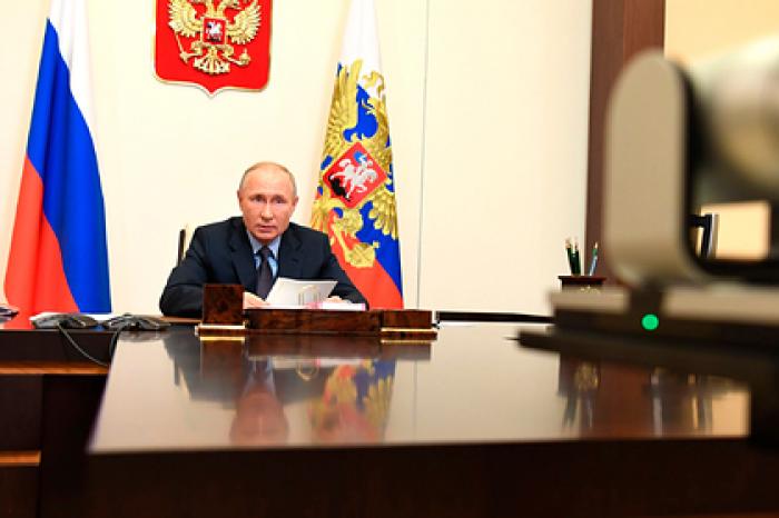 Путин поправил главу Минздрава после слов о пациентах