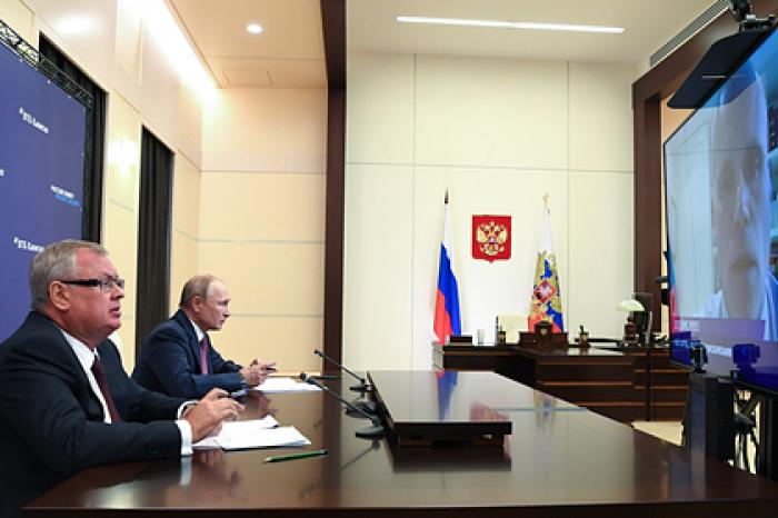 Путин привык к удаленке