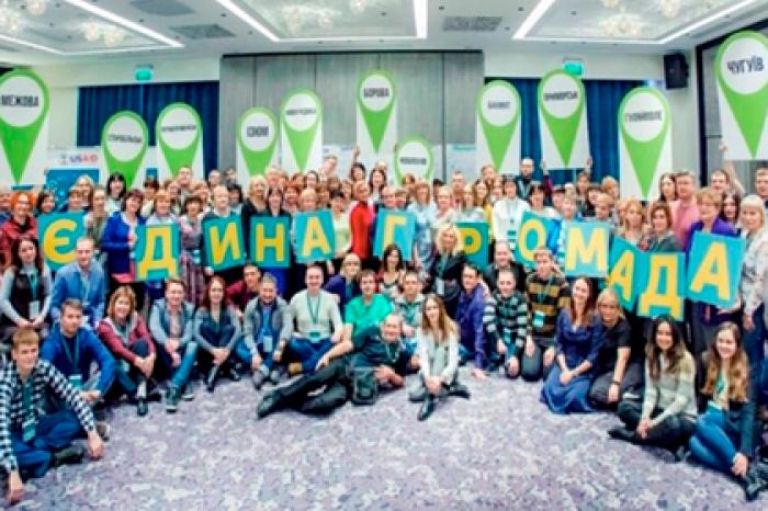 США потратят 2 миллиона долларов на сплочение беженцев с Донбасса