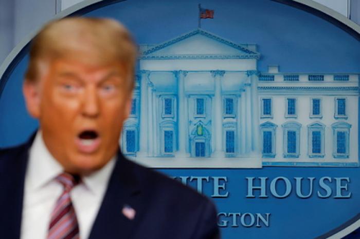 Стало известно о планах Трампа уволить глав ЦРУ, ФБР и Минобороны