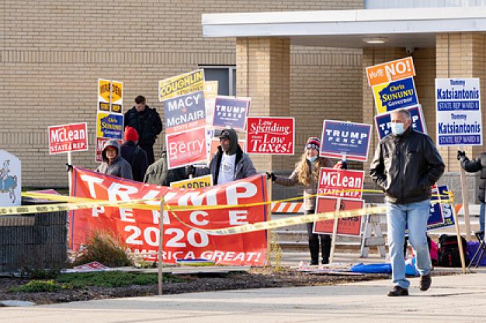 Стало известно о возможной потере более 300 тысяч бюллетеней в США