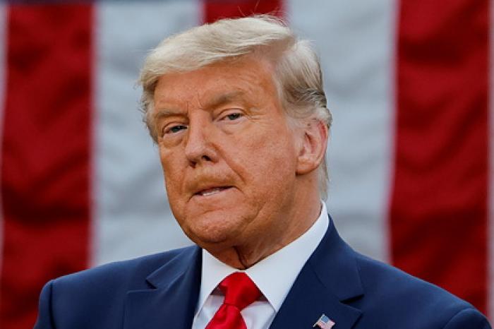 Трамп заявил о беспрецедентных нарушениях Конституции на выборах президента