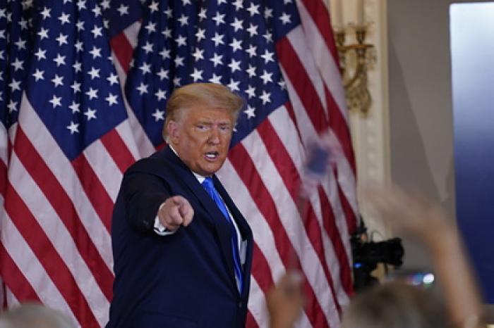 Трамп заявил о манипуляциях с голосами избирателей