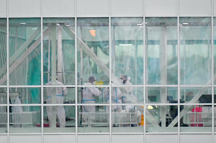 Ученый спрогнозировал спад эпидемии COVID-19 в России