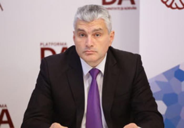 ВИЦЕ-ПРЕДСЕДАТЕЛЬ «ПЛАТФОРМЫ DA» НАЗВАЛ МИТИНГ В ПОДДЕРЖКУ ИГОРЯ ДОДОНА «МАРШЕМ ОТЧАЯНИЯ И СТРАХА»