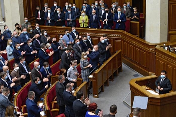 В Раде оценили вероятность дефолта на Украине