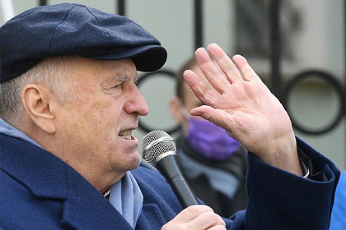 Жириновский назвал поражение сборной России от сербов местью Черчесову
