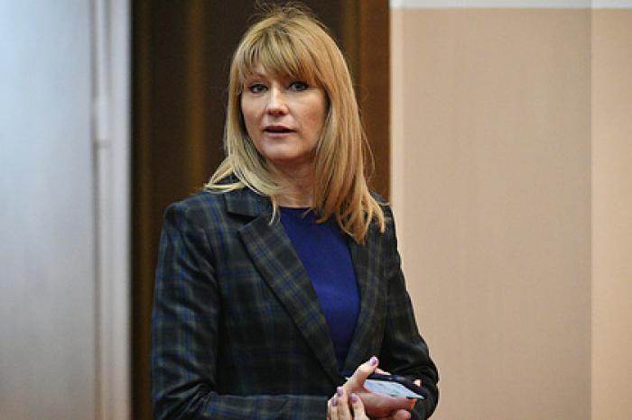 Журова объяснила невозможность присвоения Нурмагомедову звания Героя России
