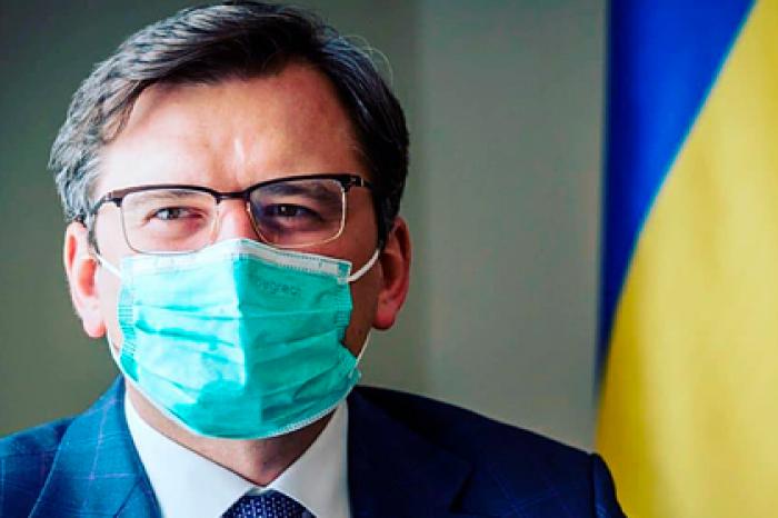 Глава МИД Украины призвал к диалогу с Россией «за бокалом вина»