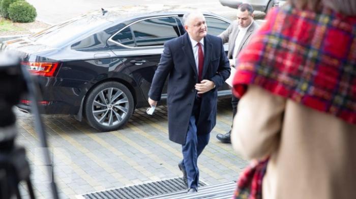 Игорь Додон призвал Майю Санду как можно скорее инициировать досрочные парламентские выборы