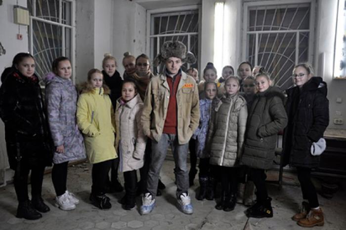 Лидер группы «ЧИЖ & Co» Сергей Чиграков поддержал детский «Театр села»