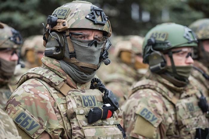 На Украине местные депутаты спели гимн Венгрии и попали под следствие