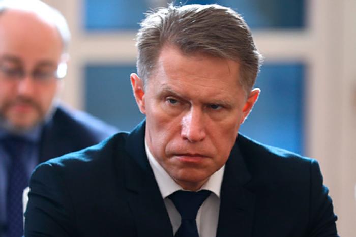 Отец министра здравоохранения России попал в больницу с COVID-19