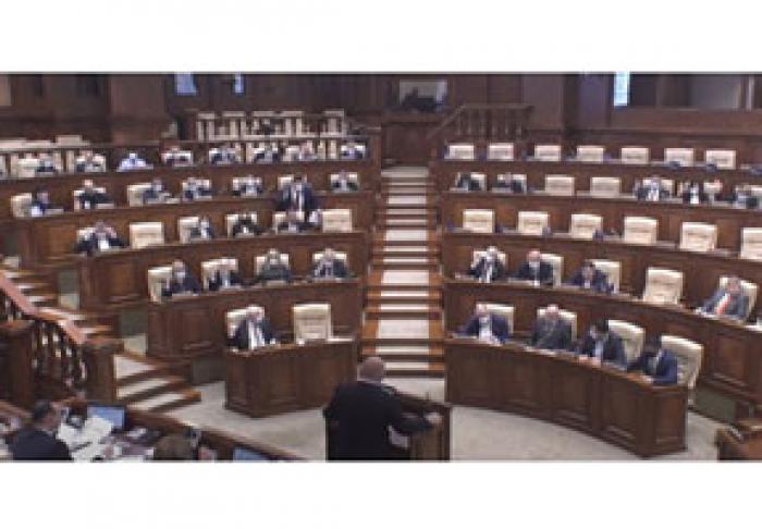 ПАРЛАМЕНТ ПРИНЯЛ ЗАКОН О ФУНКЦИОНИРОВАНИИ ЯЗЫКОВ НА ТЕРРИТОРИИ РЕСПУБЛИКИ
