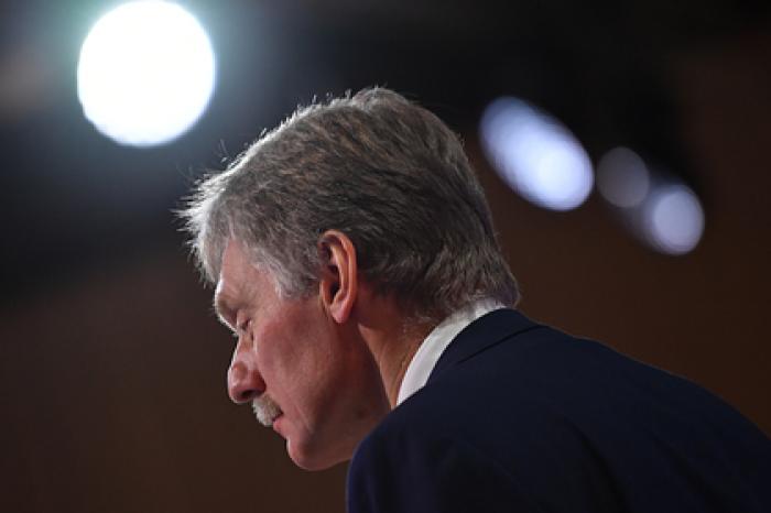 Песков объяснил конкуренцией отношение Запада к российской вакцине