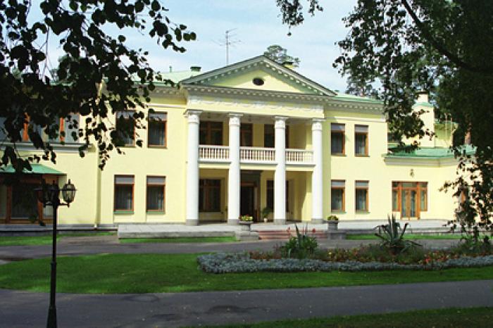 Песков опроверг информацию о двух одинаковых кабинетах Путина
