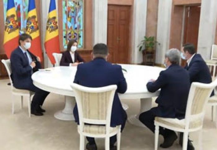 ПРЕЗИДЕНТ МАЙЯ САНДУ НАЧАЛА КОНСУЛЬТАЦИИ С ПАРЛАМЕНТСКИМИ ФРАКЦИЯМИ