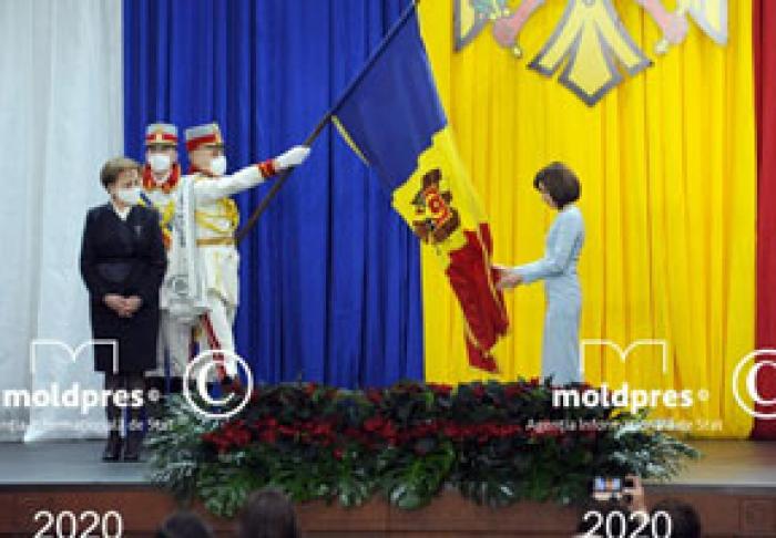 ПРЕЗИДЕНТ МАЙЯ САНДУ ВЫСКАЗАЛАСЬ ЗА РОСПУСК ПАРЛАМЕНТА И ДОСРОЧНЫЕ ПАРЛАМЕНТСКИЕ ВЫБОРЫ