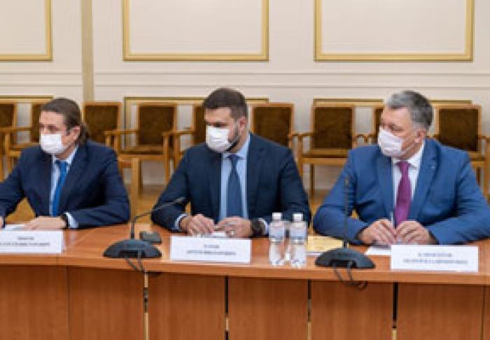 ПРИДНЕСТРОВСКИЕ ДЕПУТАТЫ ПРОКОНСУЛЬТИРУЮТСЯ С КОЛЛЕГАМИ ИЗ РФ ПО ПОВОДУ МИРОТВОРЧЕСКОЙ ОПЕРАЦИИ