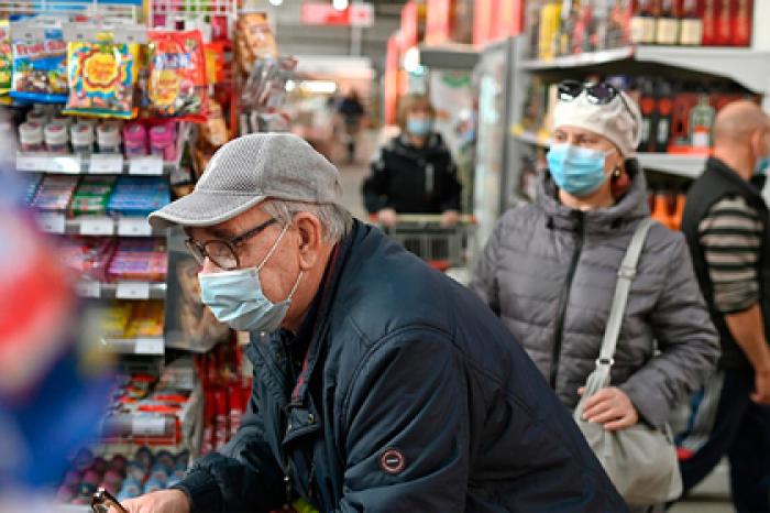 Путин подписал закон о регулировании цен на продукты