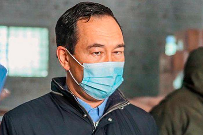 Российский губернатор вмешался в скандал с декольте министра