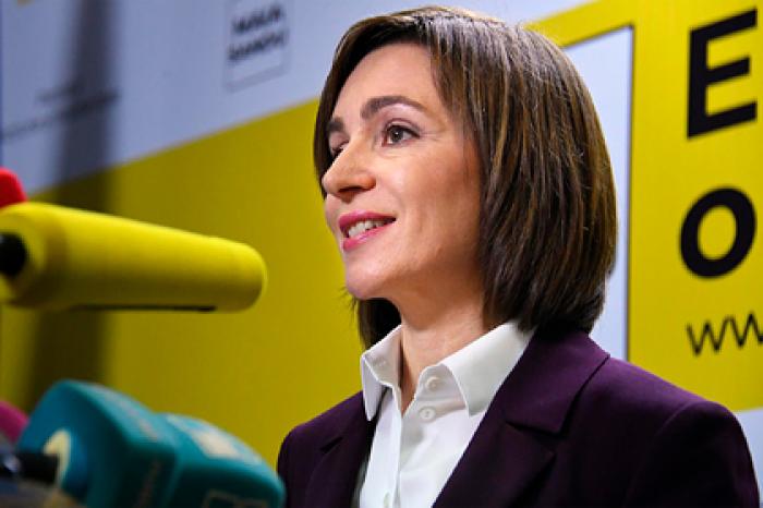 Санду решила совершить первый президентский визит на Украину