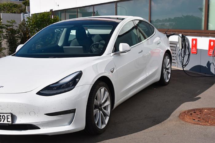 Tesla поставила рекорд