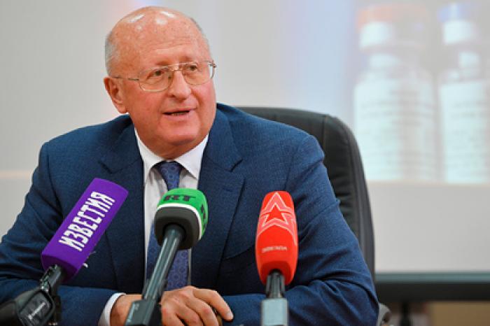Центр Гамалеи объявил о совместных испытаниях «Спутника V» и вакцины AstraZeneca