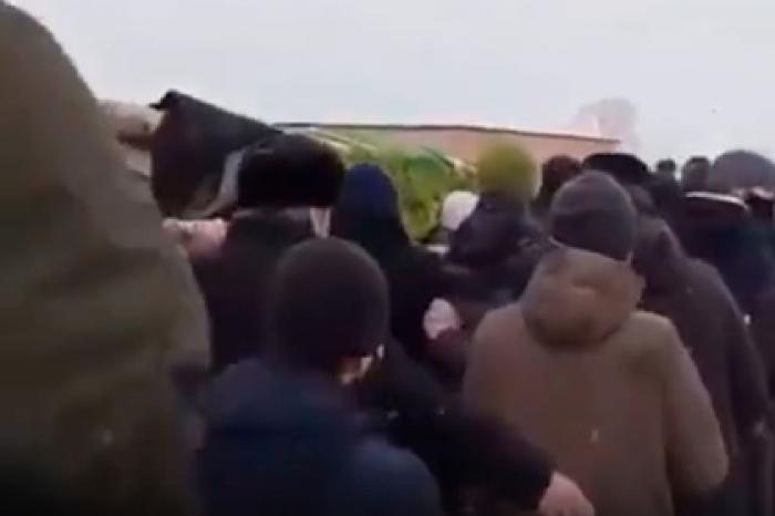 В Чечне заявили о невиновности обезглавившего учителя террориста