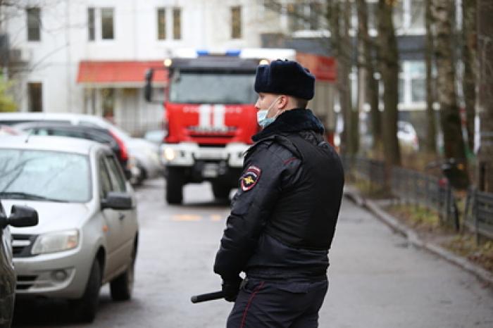 В петербургском ТЦ нашли взрывное устройство в пачке из-под сока