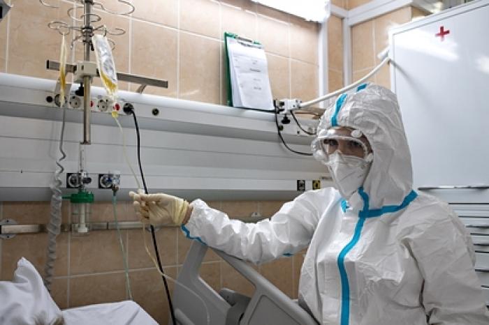 Врач рассказал об опасности глубокого сна для россиян с COVID-19