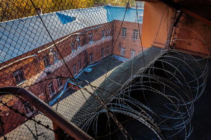 Все российские колонии и СИЗО захотели убрать из городов