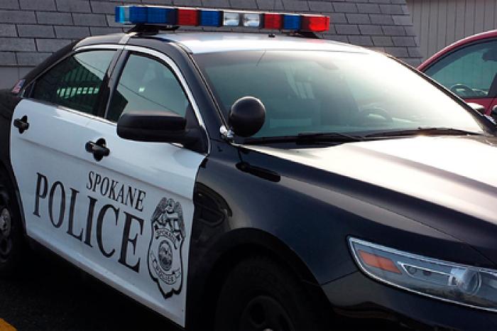 В США мужчина пришел в штаб демократов, пригрозил взрывом и устроил пожар