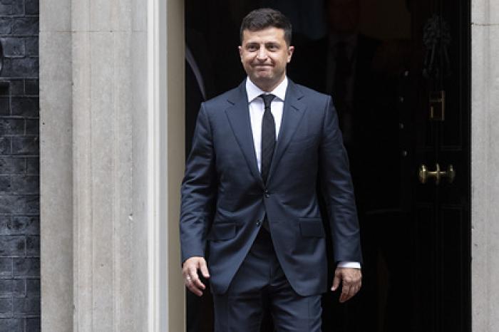 Зеленский запретил российским судам ходить по рекам Украины