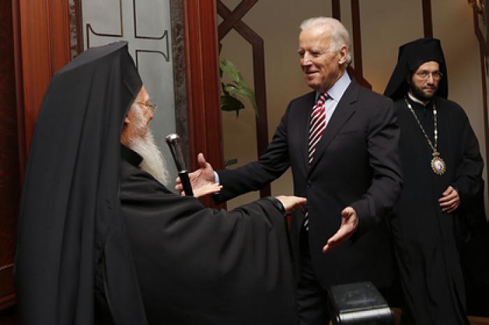 Байден заявил о желании сотрудничать с Константинопольским патриархом