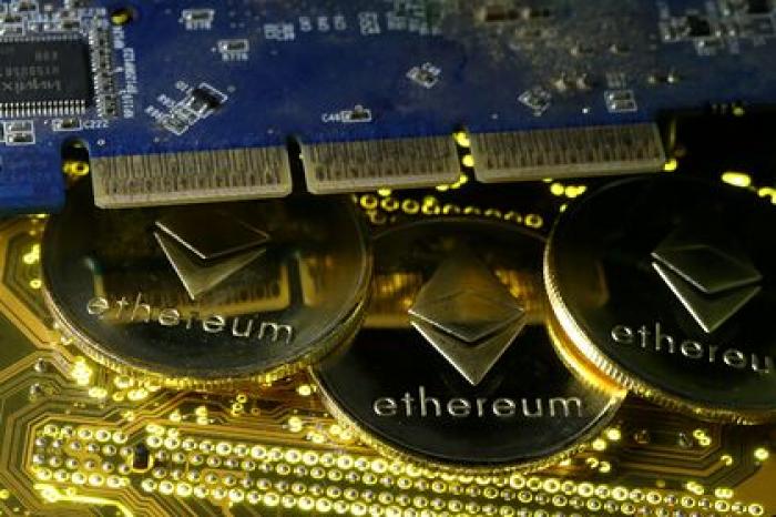 Биткоин помог взлететь криптовалюте с российскими корнями
