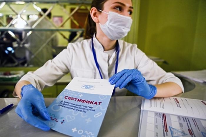 Голикова оценила идею международных ковид-паспортов