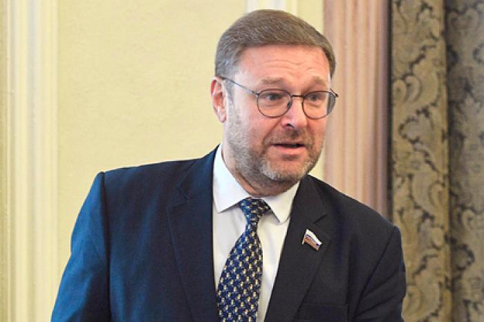 Косачев прокомментировал заявление о Трампе и «служанке» Путина