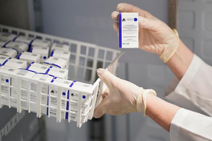 Кремль объяснил нехватку вакцин от коронавируса в ряде регионов России