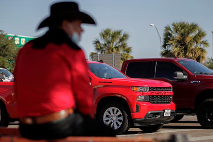 Мексика предложила Байдену легализовать своих мигрантов в США