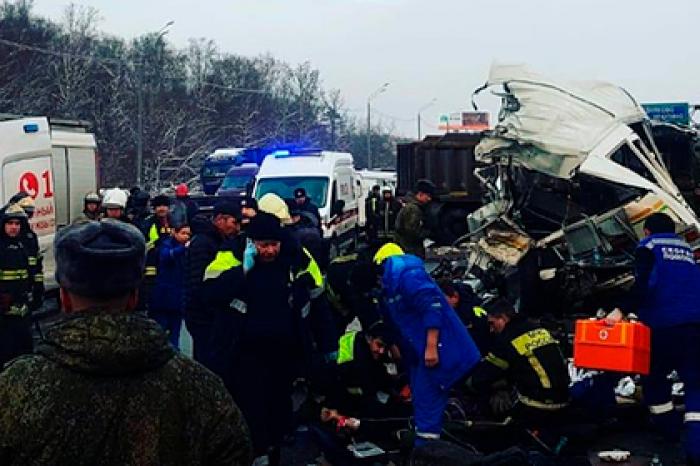 Появились подробности массового ДТП с военной колонной под Москвой