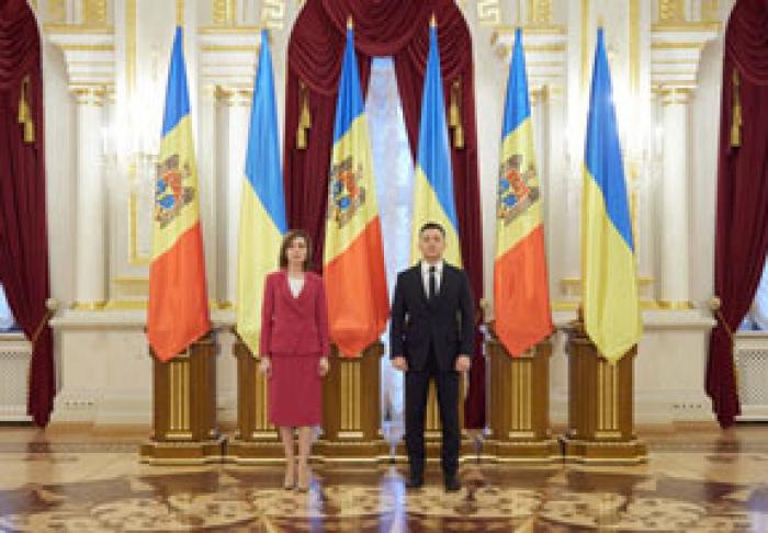 ПРЕЗИДЕНТЫ МОЛДОВЫ И УКРАИНЫ ВЫРАЗИЛИ ЗАИНТЕРЕСОВАННОСТЬ В ПРИСОЕДИНЕНИИ К "ИНИЦИАТИВЕ ТРЕХ МОРЕЙ"