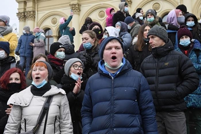 Роскомнадзор начал блокировать фейки в соцсетях про несогласованные акции