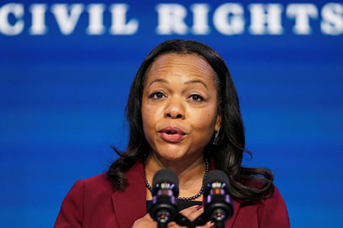 В США писавшей о превосходстве темнокожих предложили пост в Минюсте