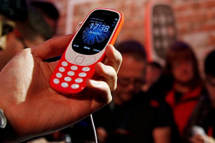 Взорвавшийся Nokia 3310 травмировал школьника