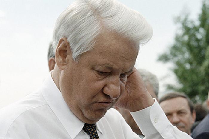 Ястржембский рассказал о рецепте Ельцина макать горящее полено в суп