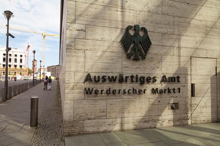 Германия ответила на слова Лаврова о готовности к разрыву отношений с ЕС